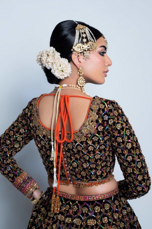 NAUSHAYZ by Fahad Hussayn