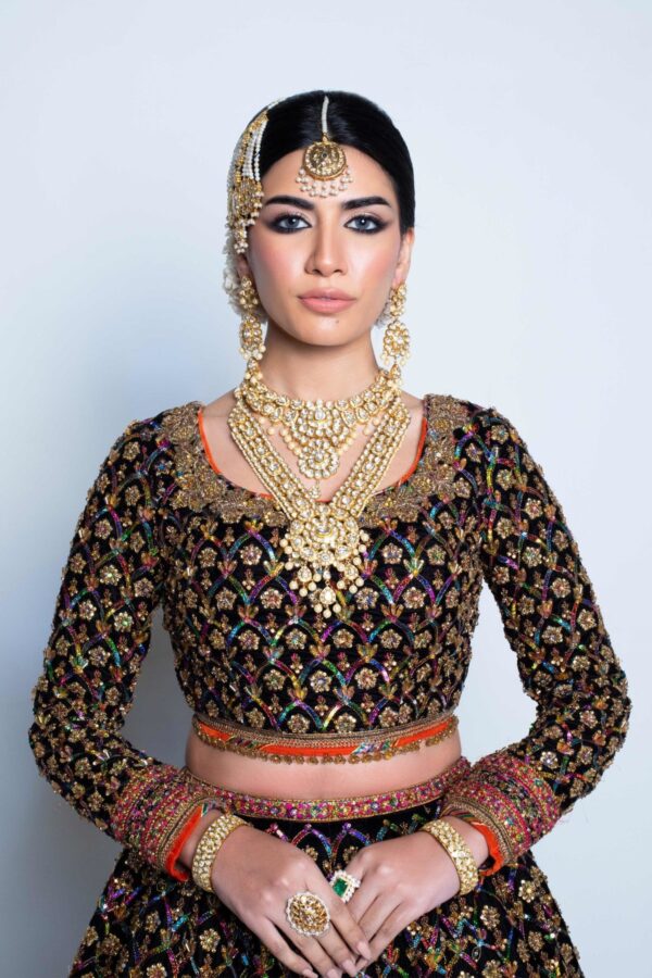 NAUSHAYZ by Fahad Hussayn
